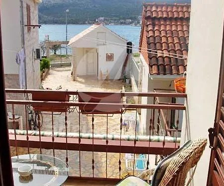 Apartment Sima Vinisce