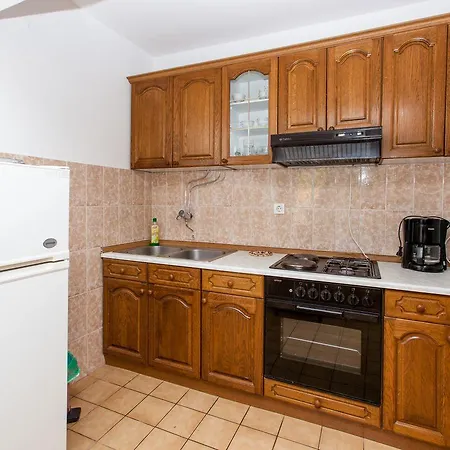 Apartment Sima Vinisce